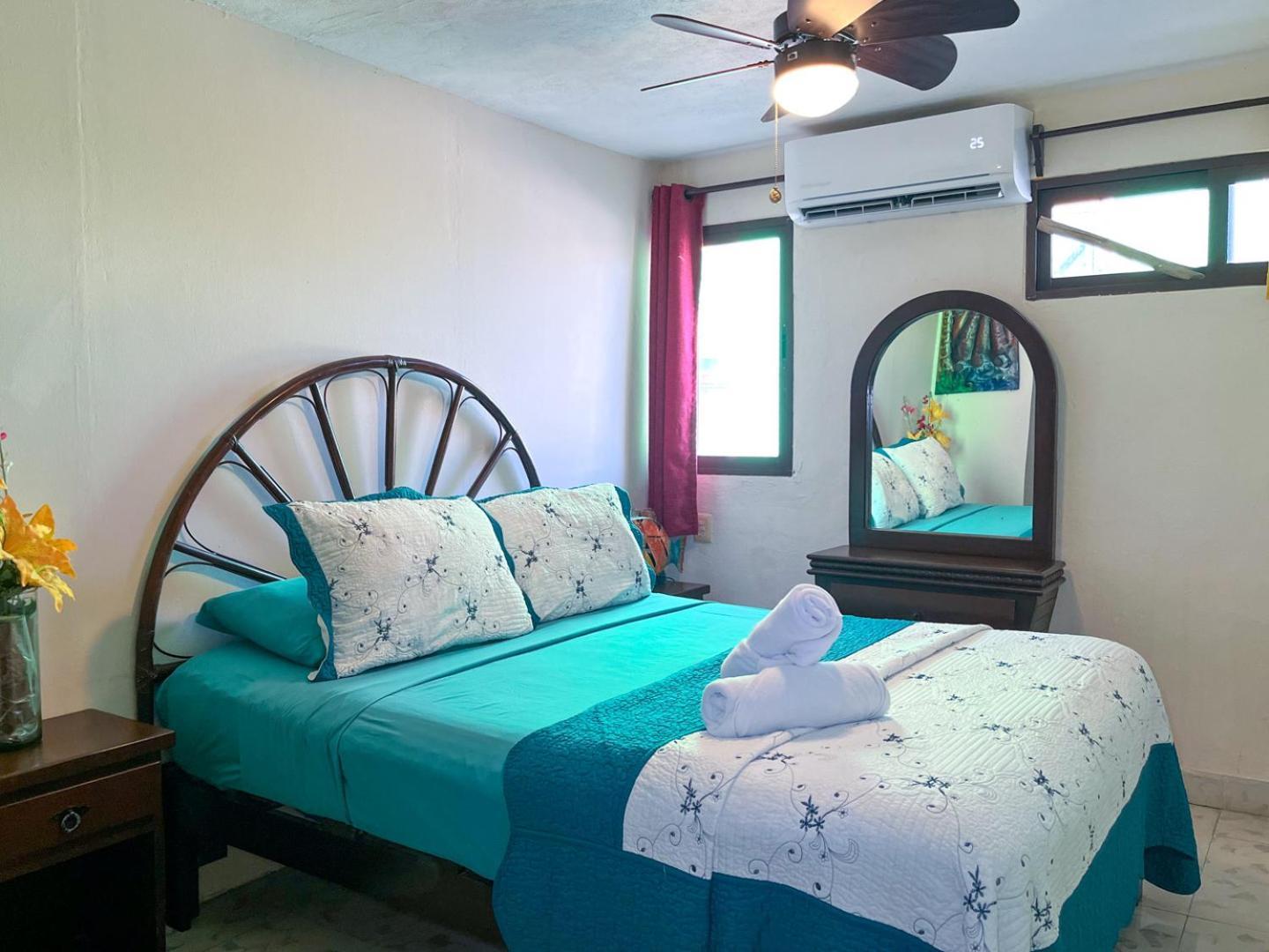 Cande'S Apartments Isla Mujeres Buitenkant foto
