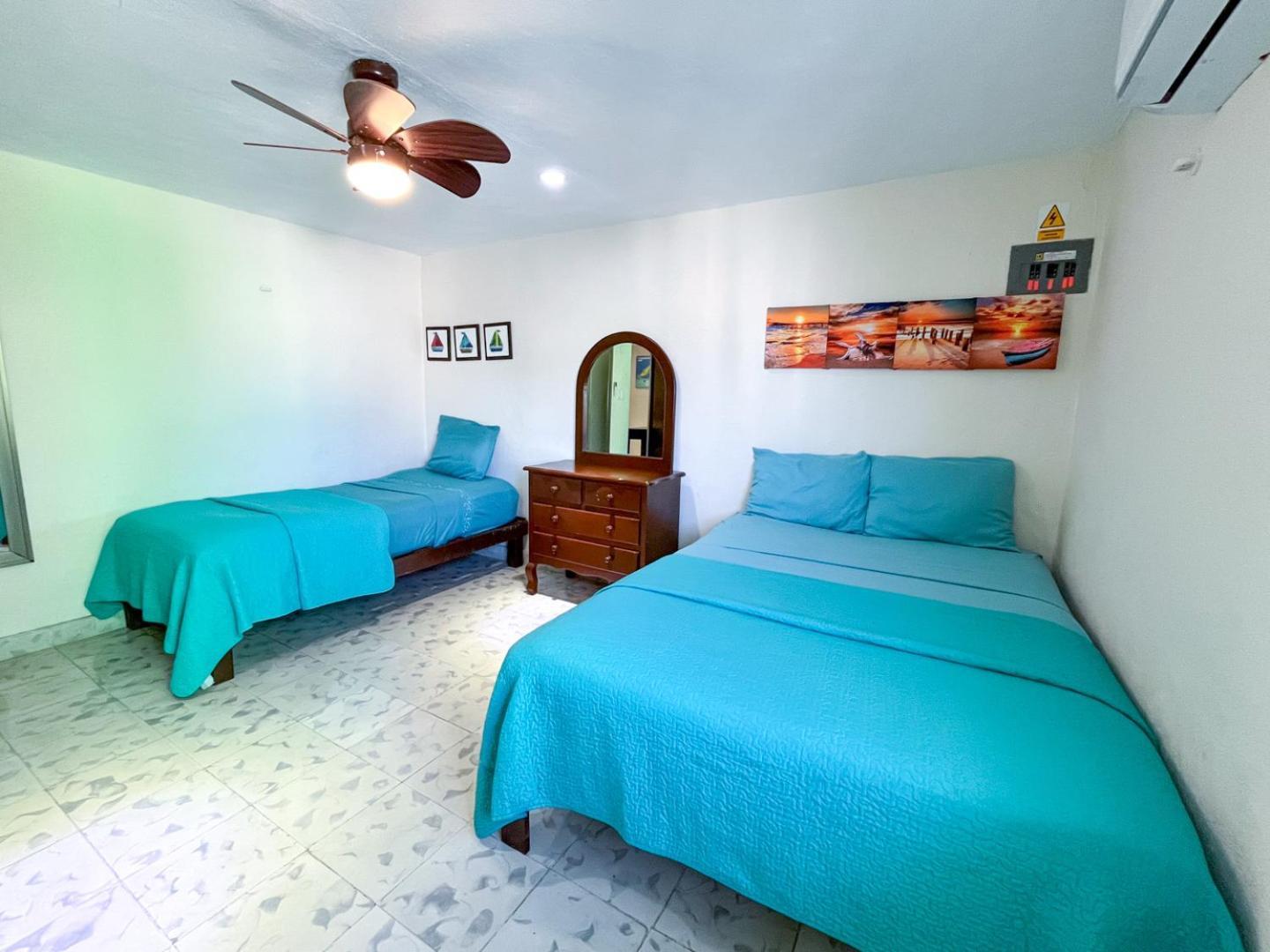 Cande'S Apartments Isla Mujeres Buitenkant foto